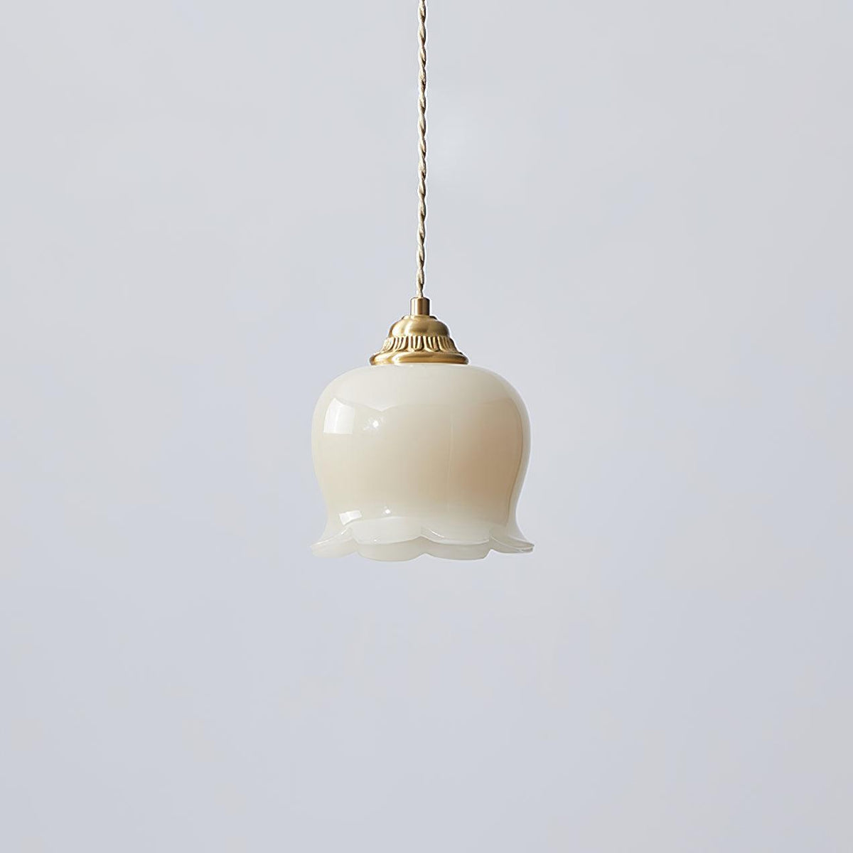 Valley flower Pendant Lamp ∅ 5.5″ x H 5.9″/ Dia 14cm x H 15cm / Brass & Beige Pendant light