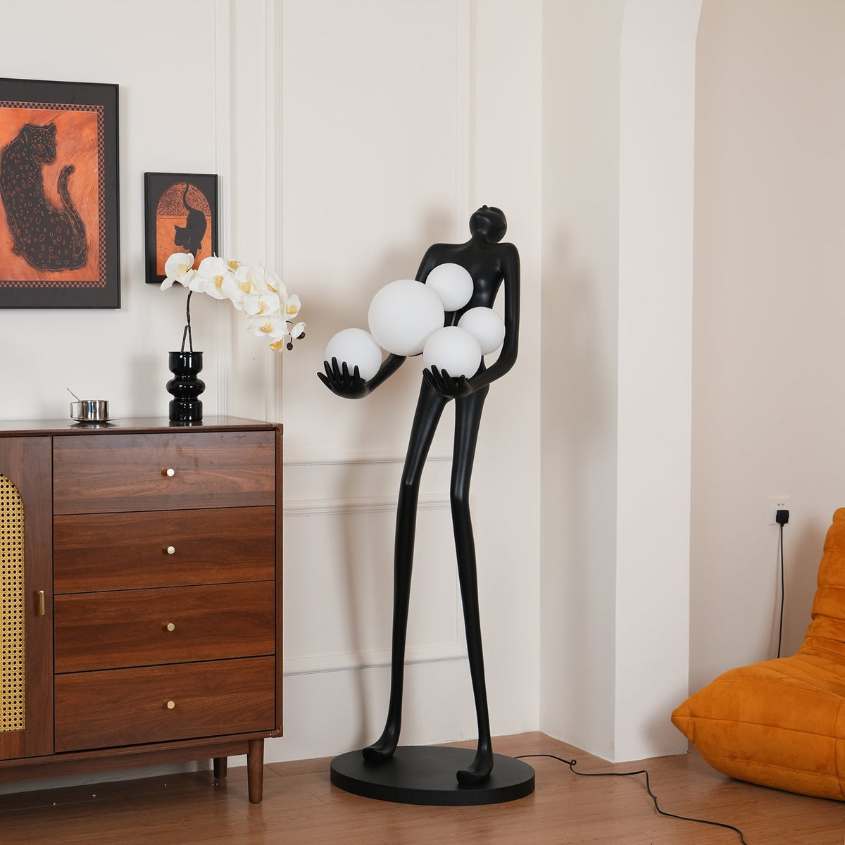 Embrace Sculpture Floor Lamp Floor lamp
