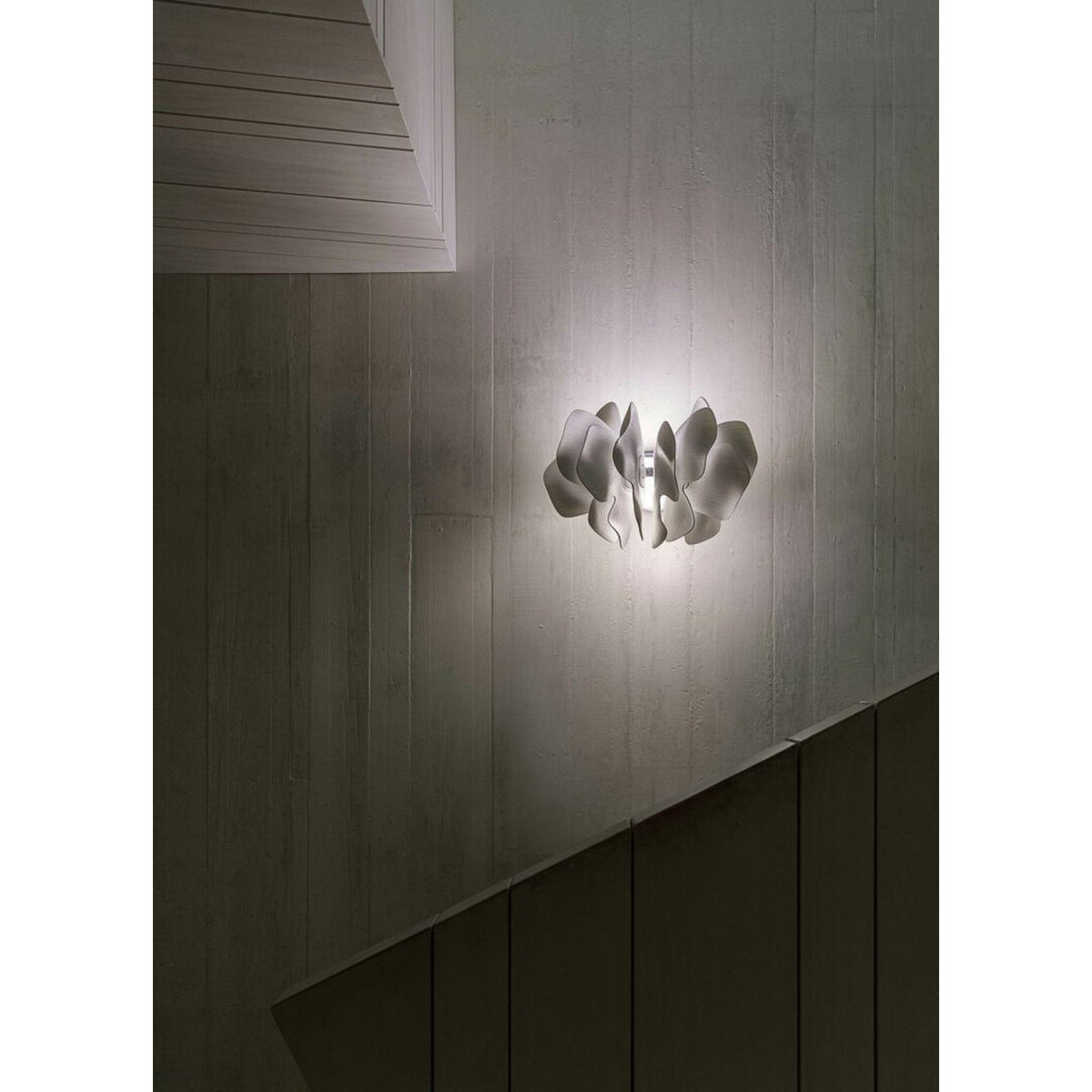 White Porcelain Golden Petal Wall Light