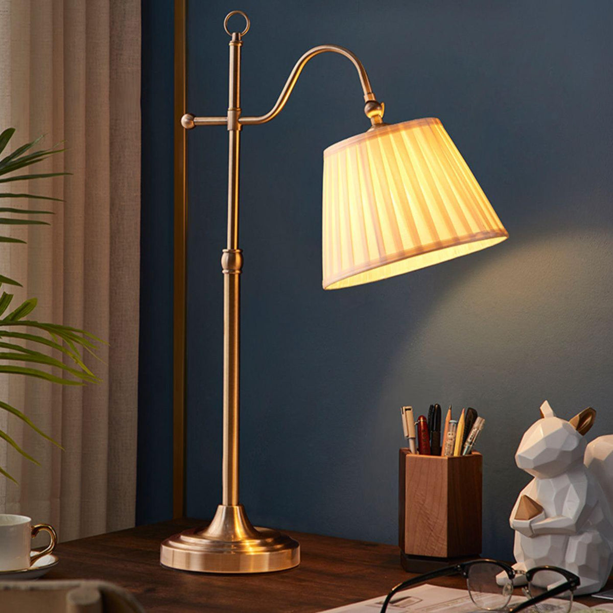 Cantilever Pleat Gold Table Lamp