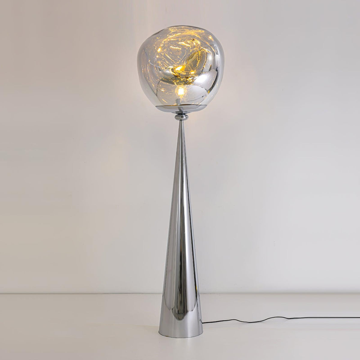 Chromafuse Reflective Floor Lamp