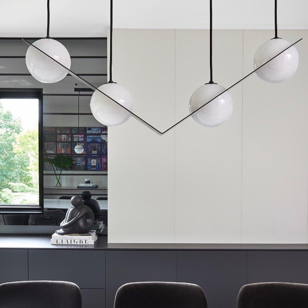 Contour Black White Glass Pendant