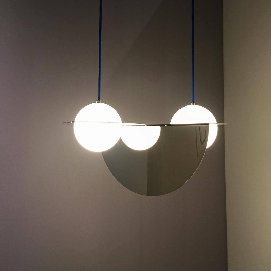 Contour Black White Glass Pendant