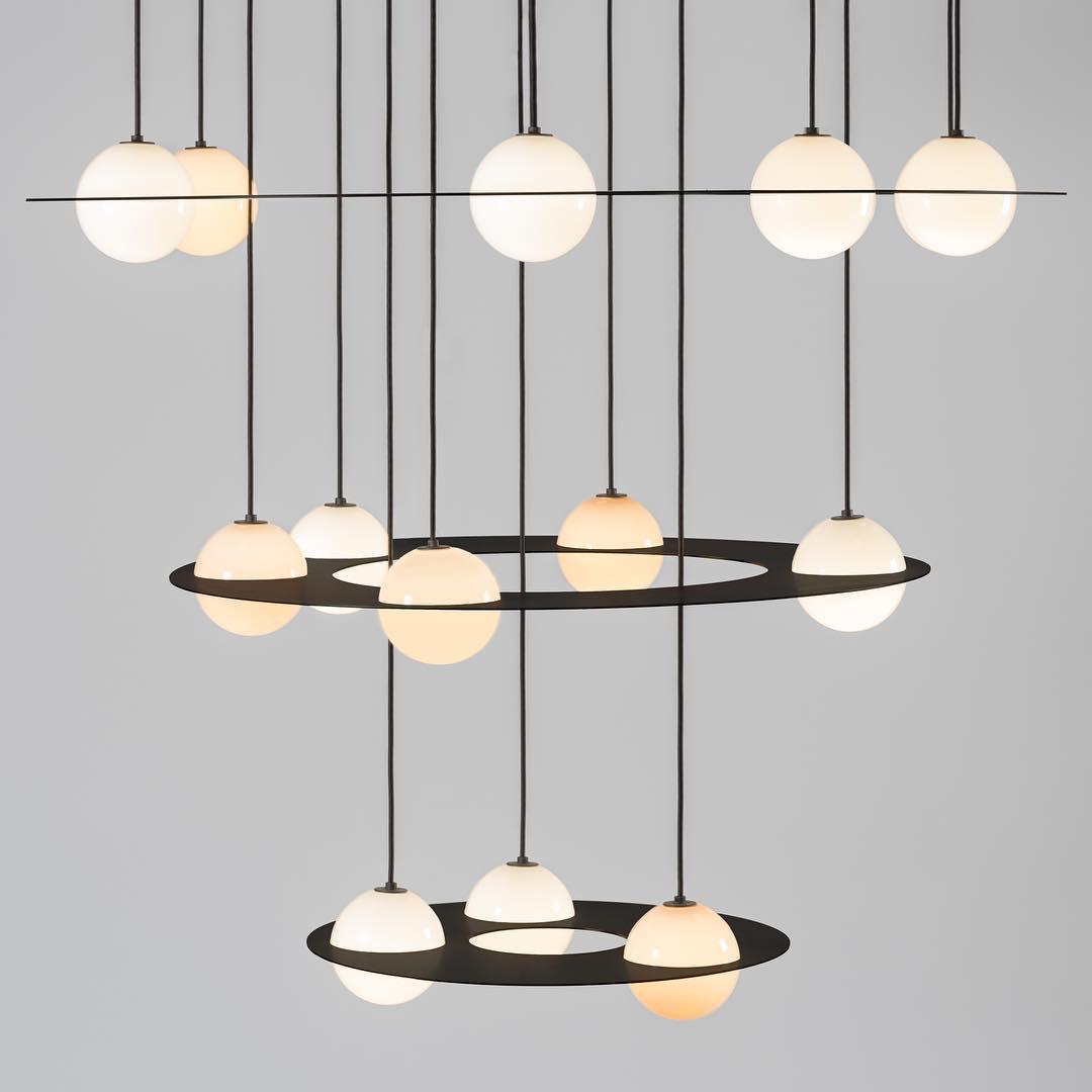 Contour Black White Glass Pendant