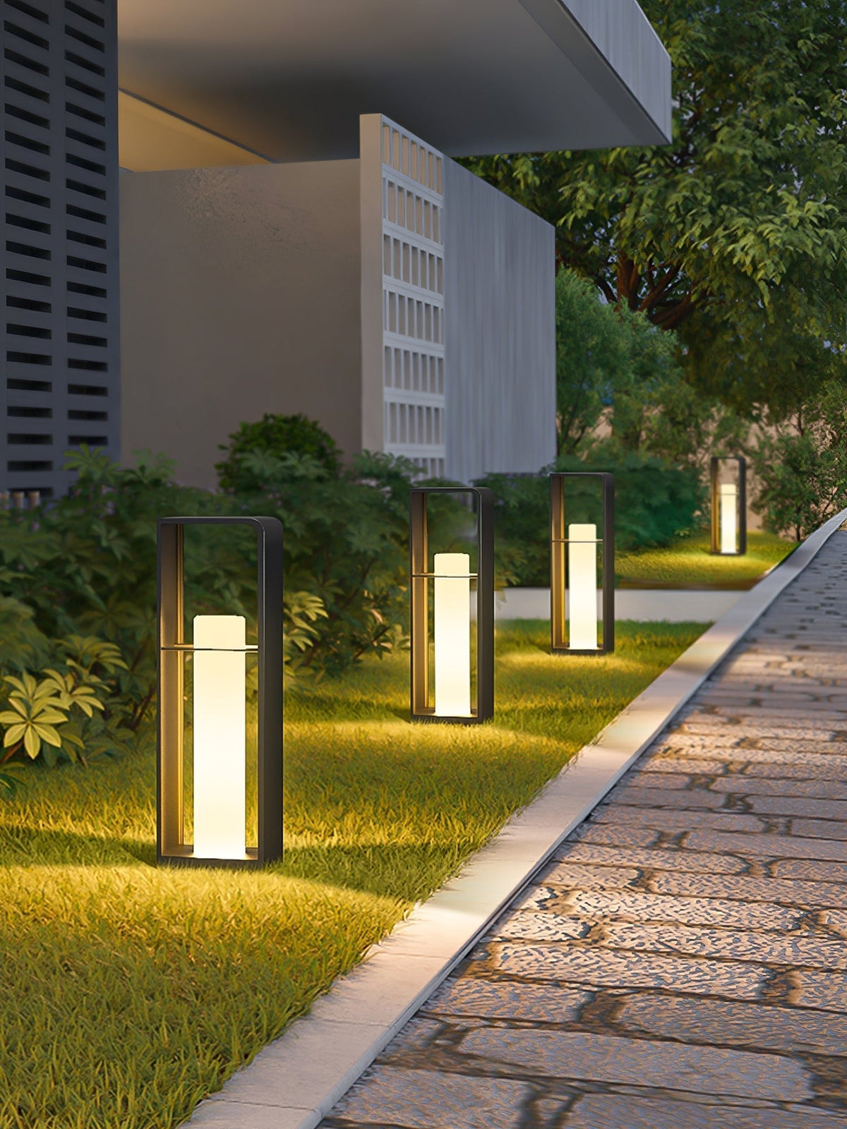 Dayharvest Black Solar Garden Lantern