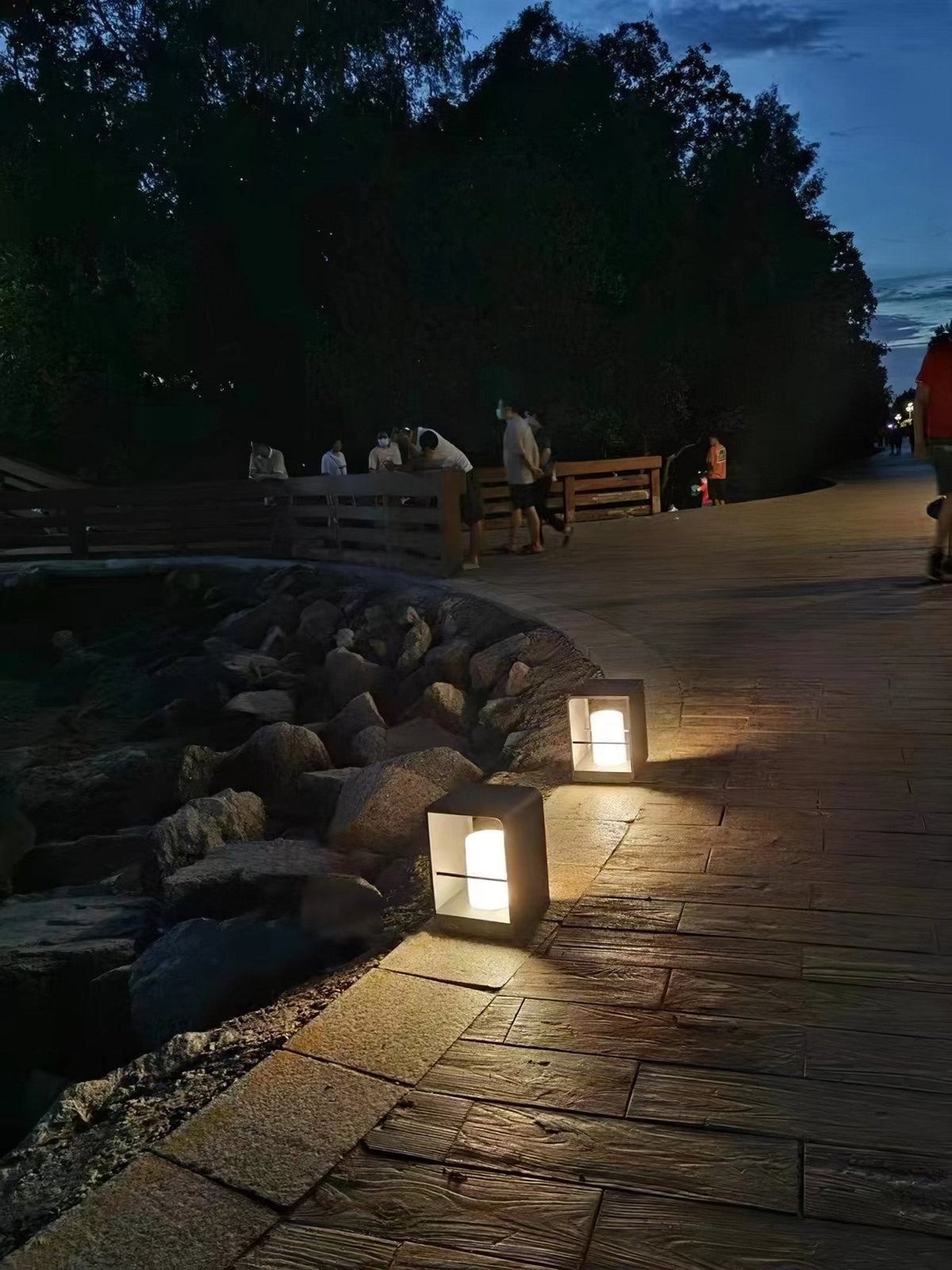 Dayharvest Black Solar Garden Lantern