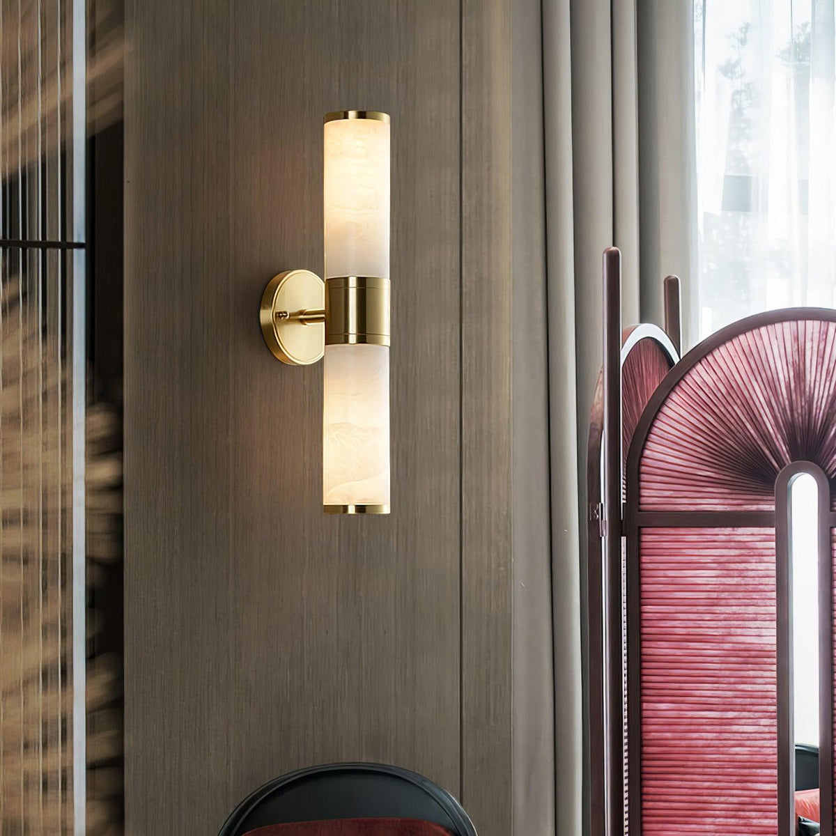 Decora Brass Alabaster Wall Lamp