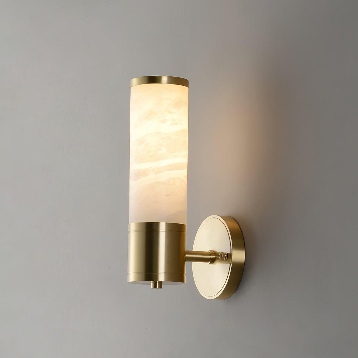 Decora Brass Alabaster Wall Lamp