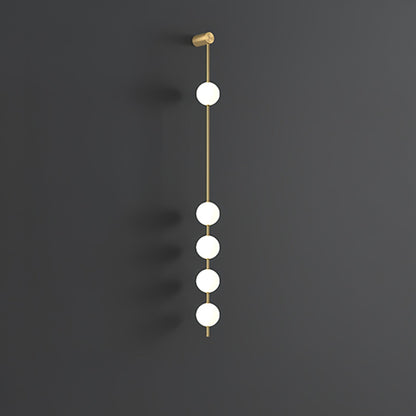 Vertical Balls Wall Lamp 5 Lamps: ∅ 4.7″ x H 62.2″ / Dia 12cm x H 158cm / Brass & Plastic ball / Warm White Wall lamp