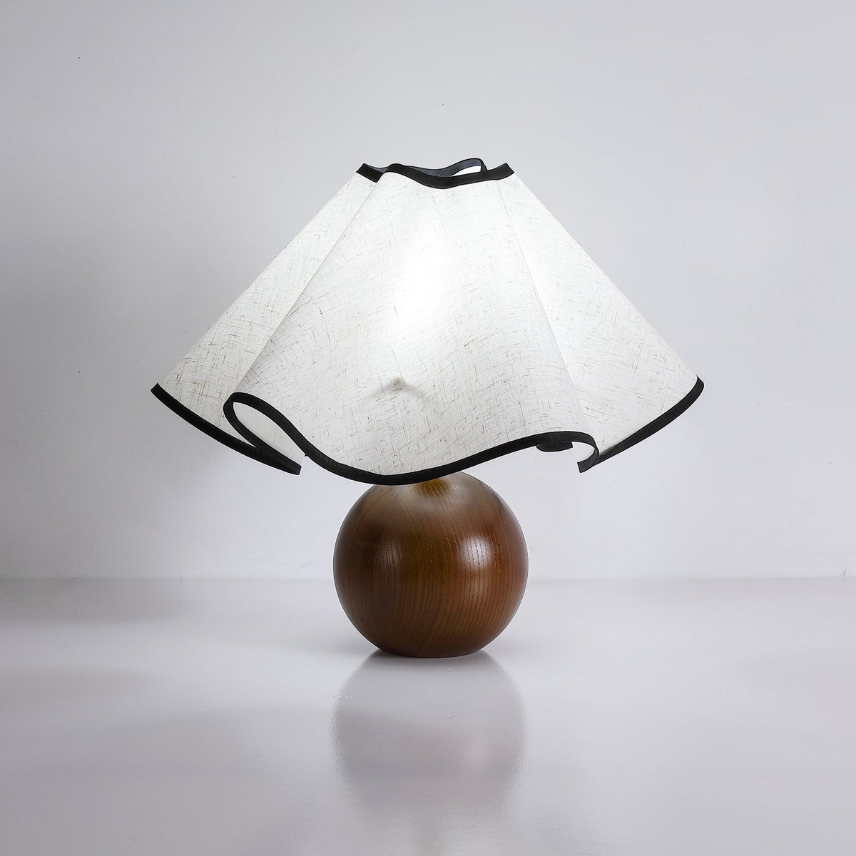 Wavecrest Table Lamp Table lamp