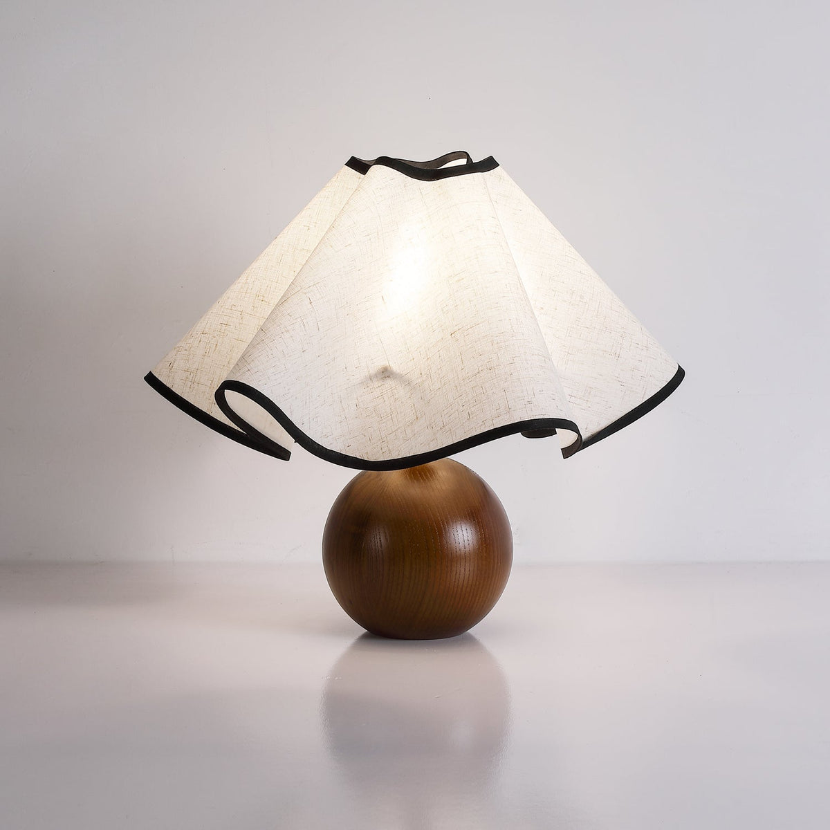 Wavecrest Table Lamp Table lamp