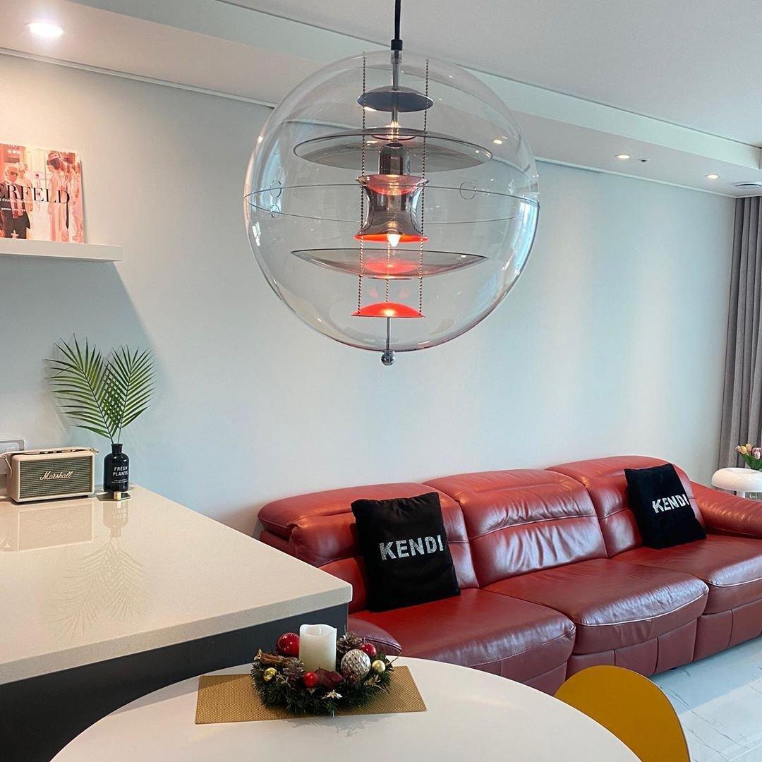 Esmaro Transparent Acrylic Pendant
