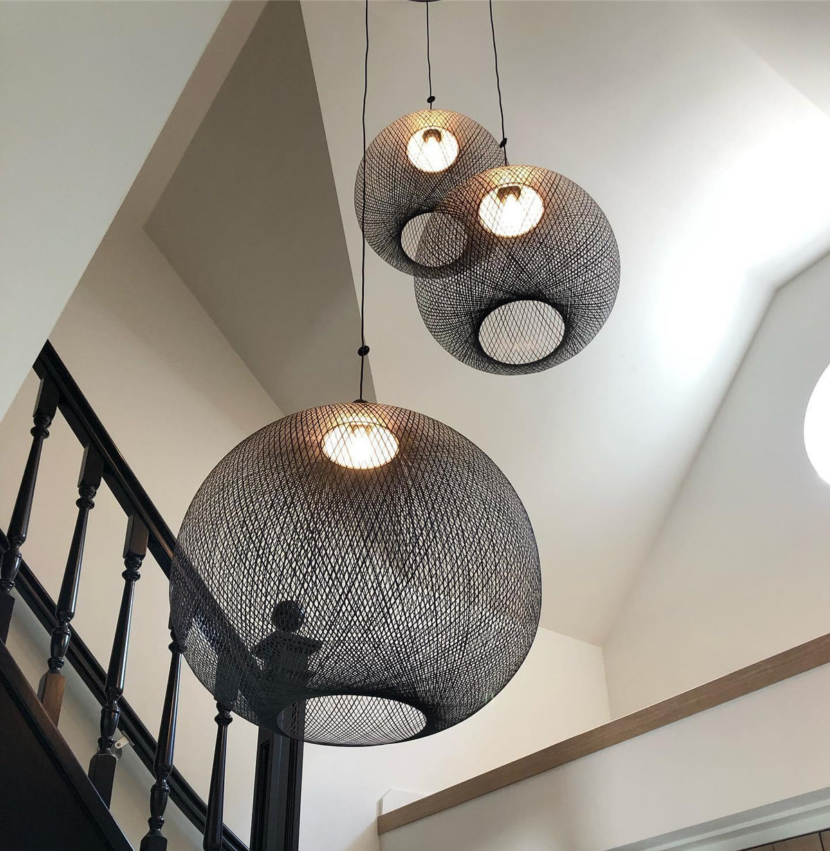Mesh Shell Black White LED Multi-Light Pendant