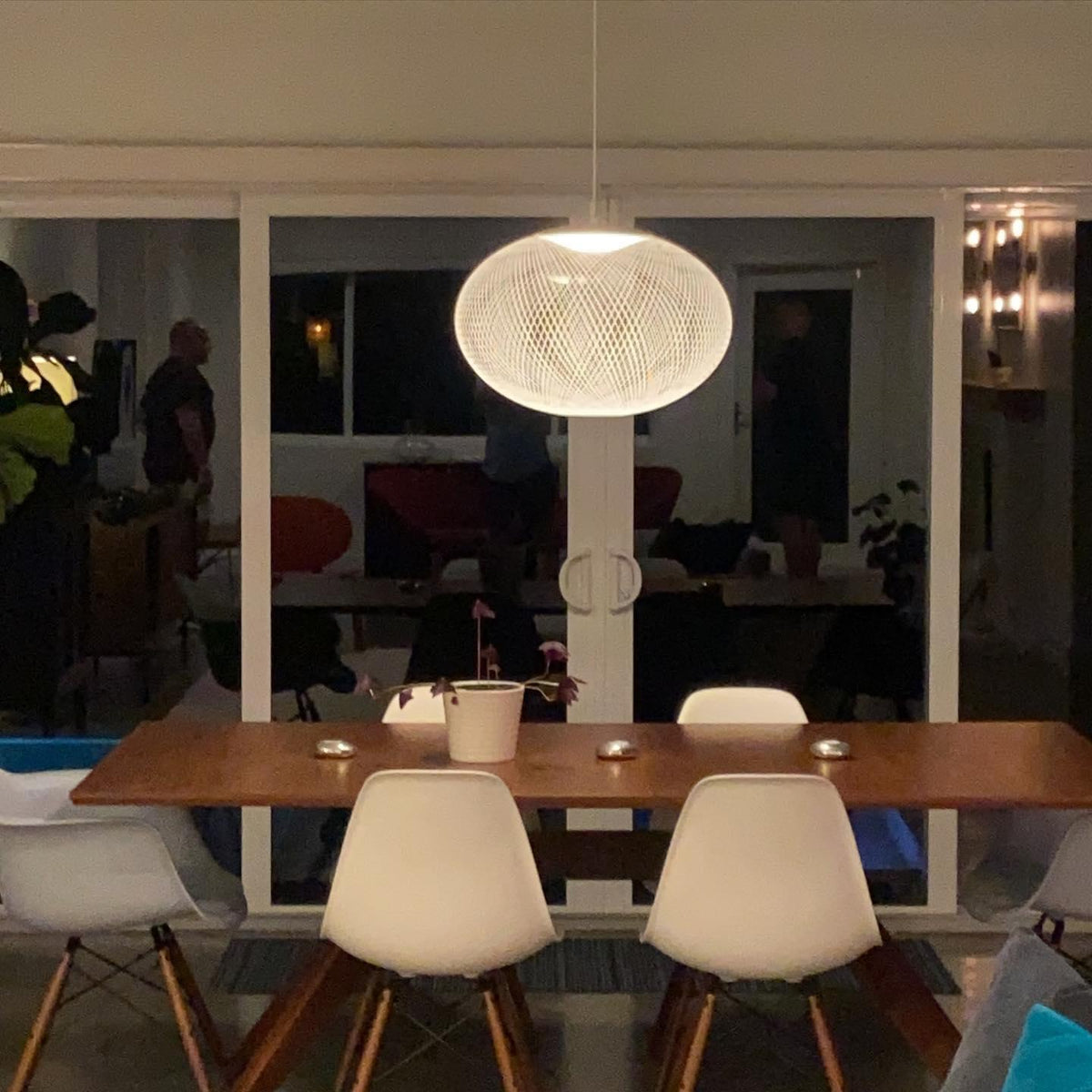 Mesh Shell Black White LED Multi-Light Pendant