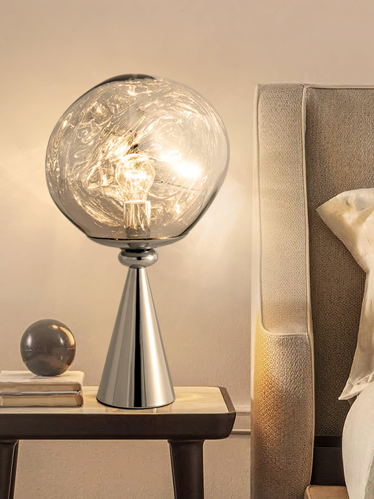 Mirrormelt Sculptural Table Lamp
