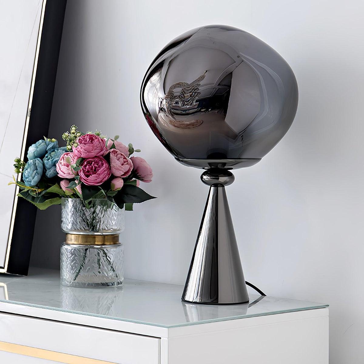 Mirrormelt Sculptural Table Lamp