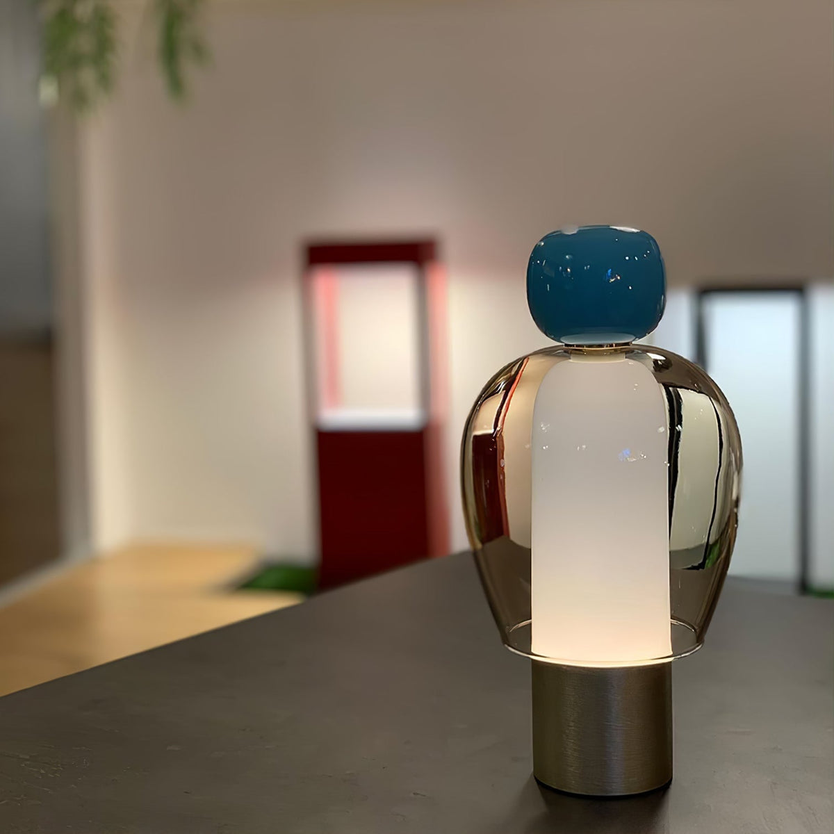 Mirthglass Multi-Color Rechargeable Table Lamp