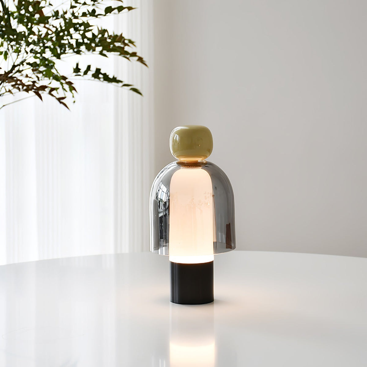 Mirthglass Multi-Color Rechargeable Table Lamp