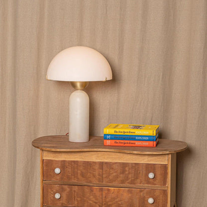 Nacreon White Gold Alabaster Table Lamp