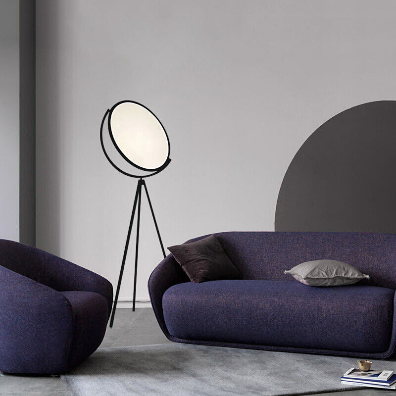 Nordic Tripod LED Floor Lamp / Small 25W / AU