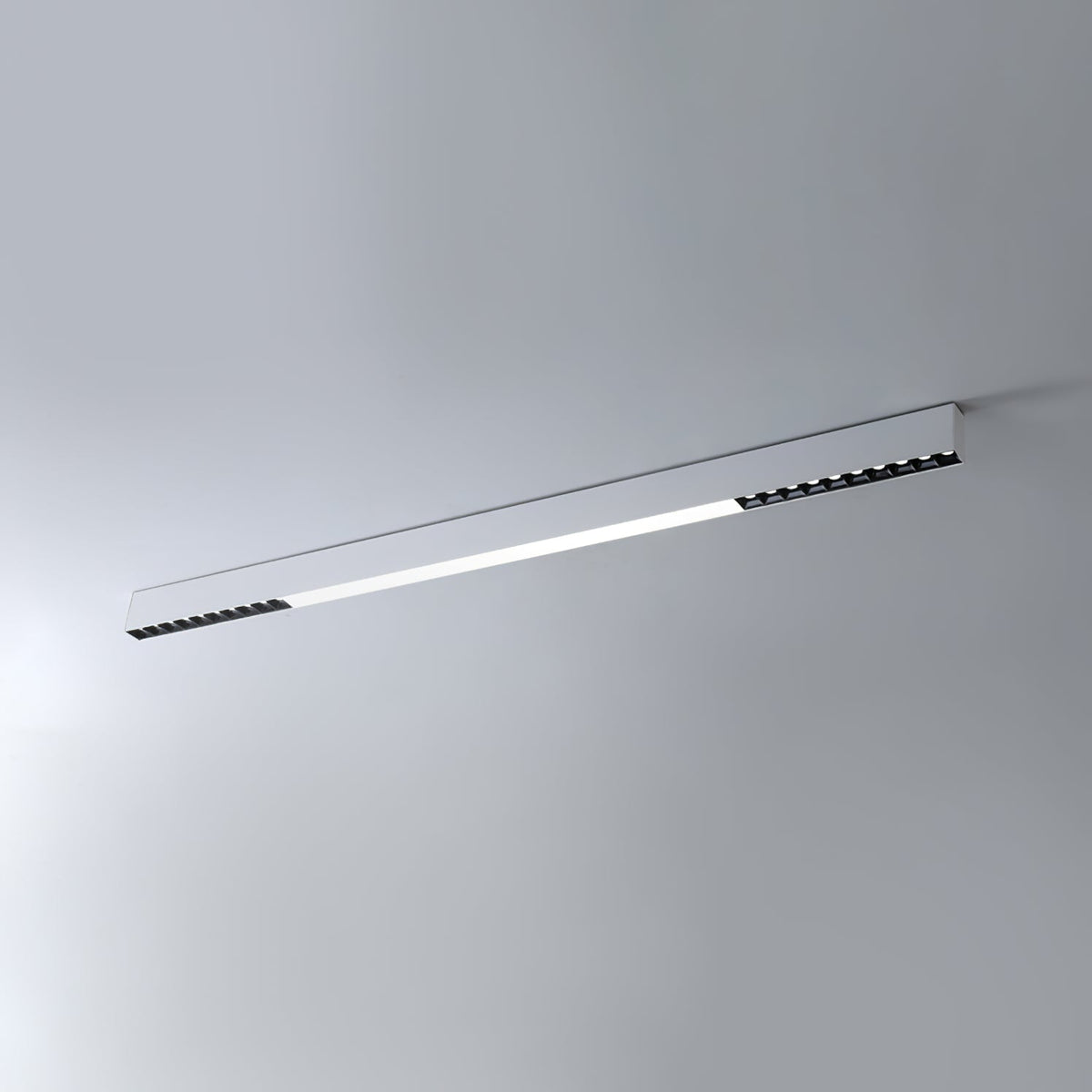 Orvex Black White Linear LED Suspension