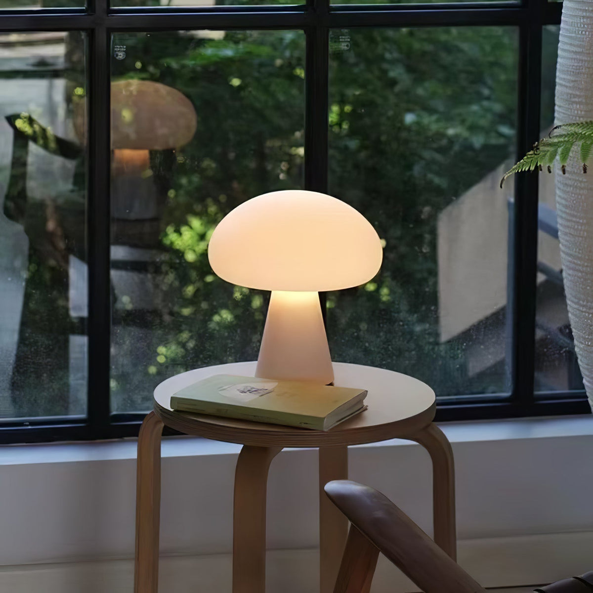Podora White Rechargeable LED Table Lamp