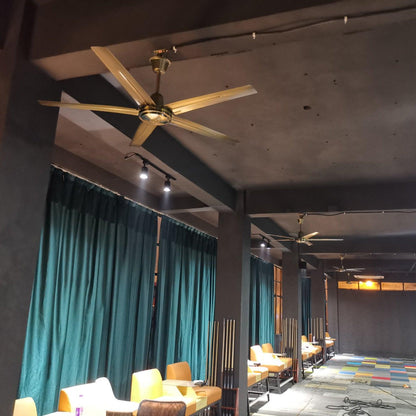 Propellerform Multi-Finish Metal Ceiling Fan