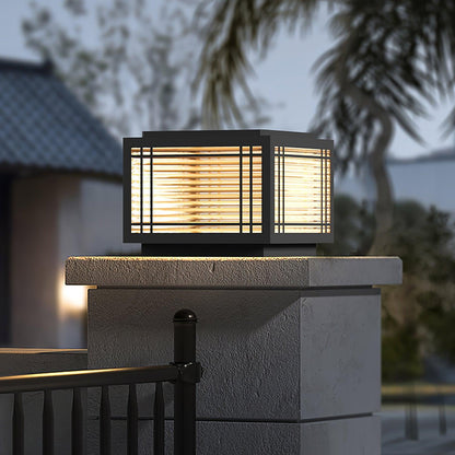 Quoin Black Clear Solar Outdoor Post Light