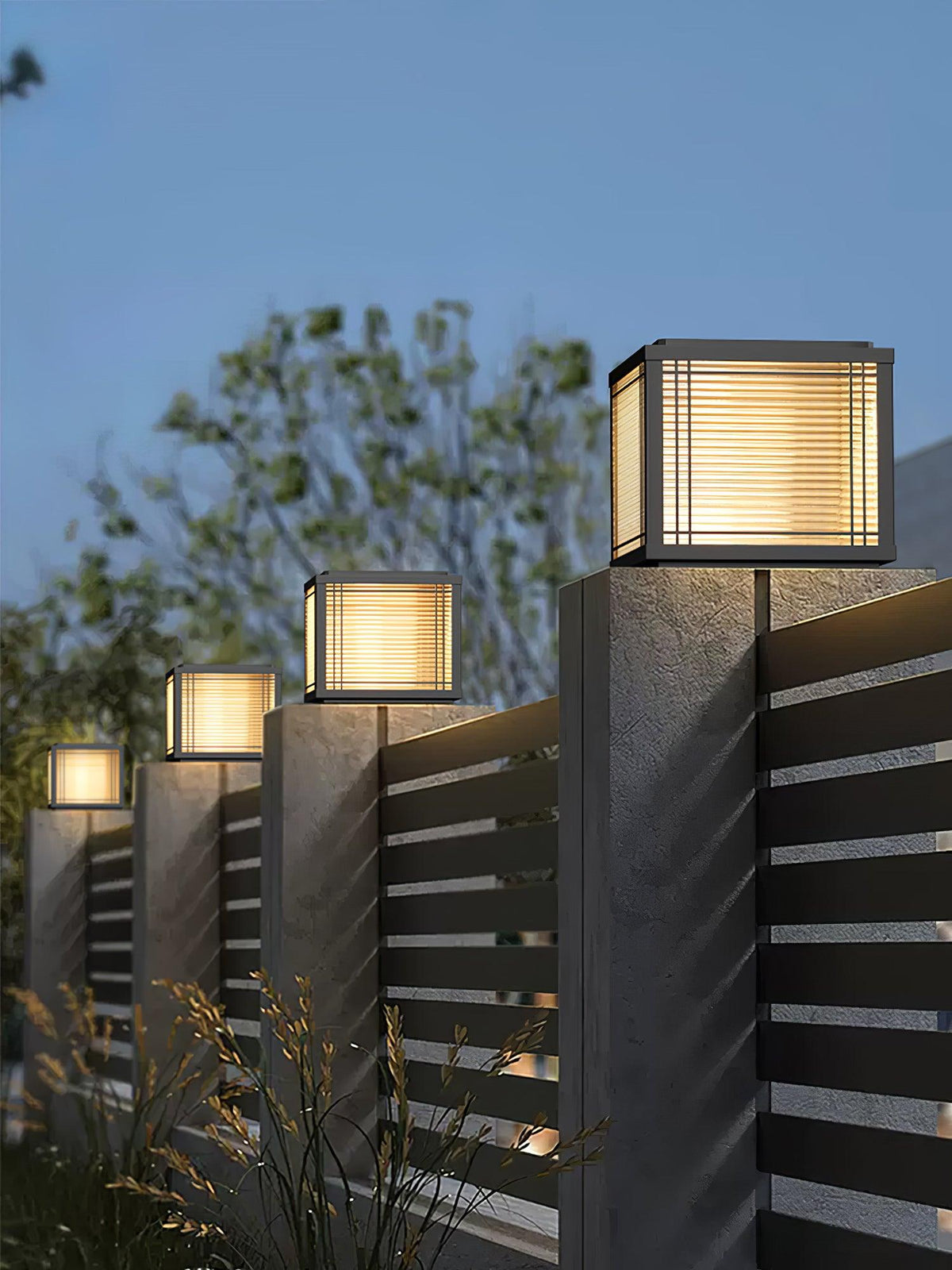 Quoin Black Clear Solar Outdoor Post Light