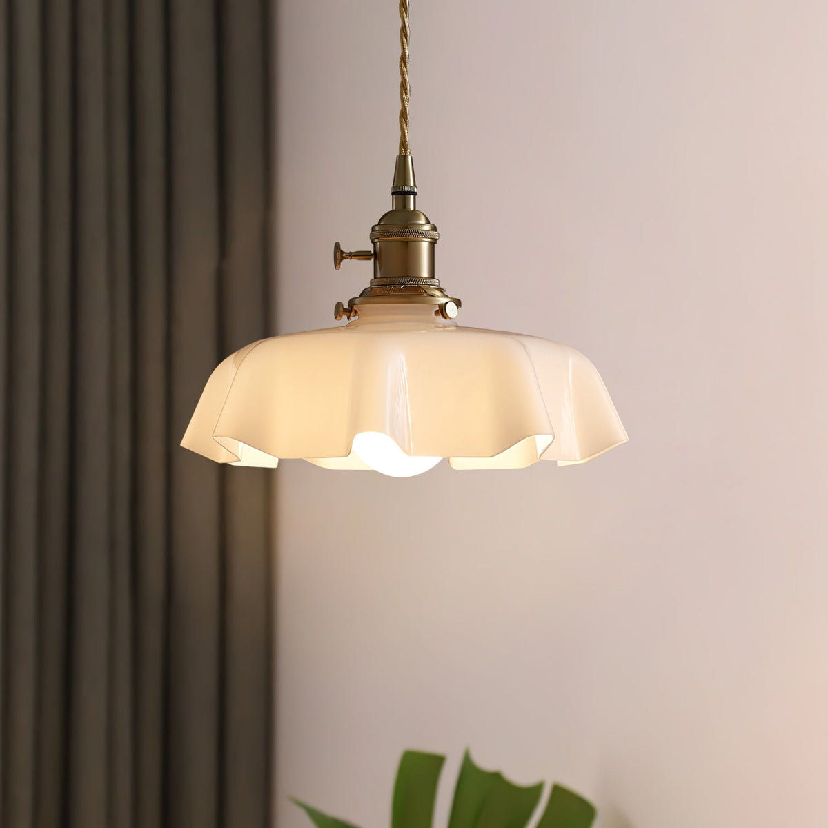 Ruchera Brass Glass Swag Pendant
