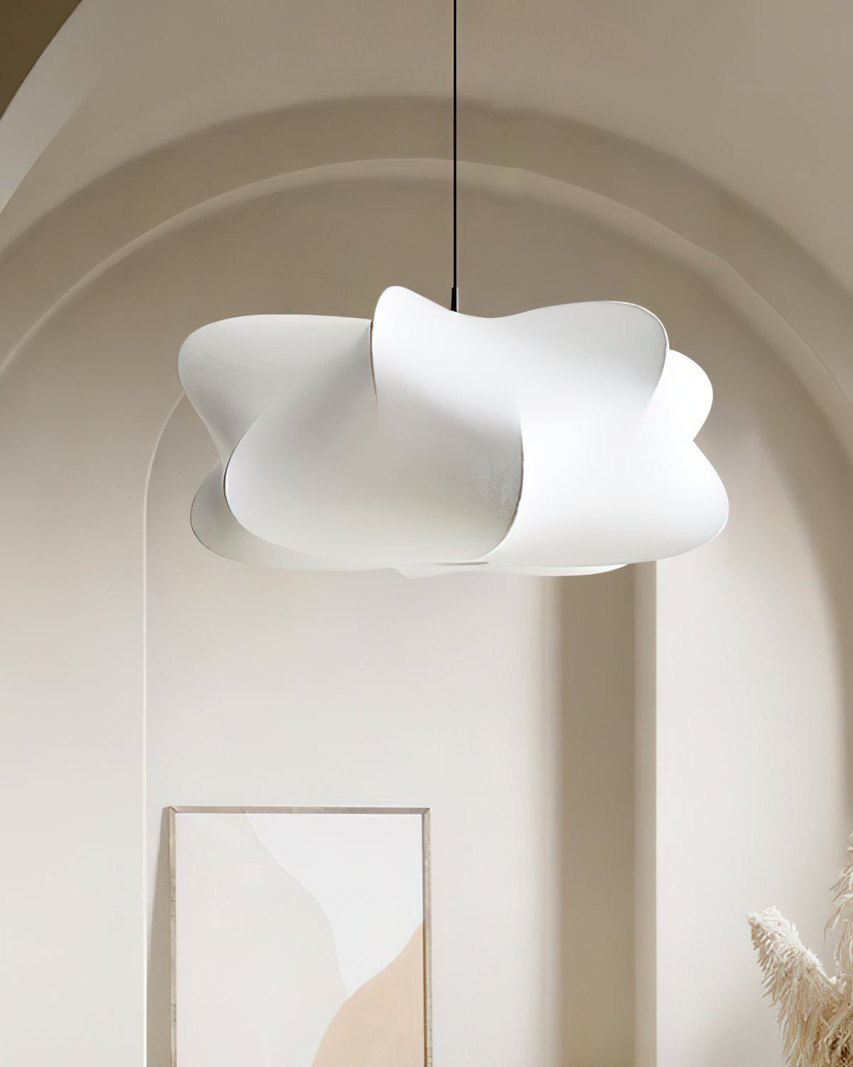 Seyori White Silk Pendant