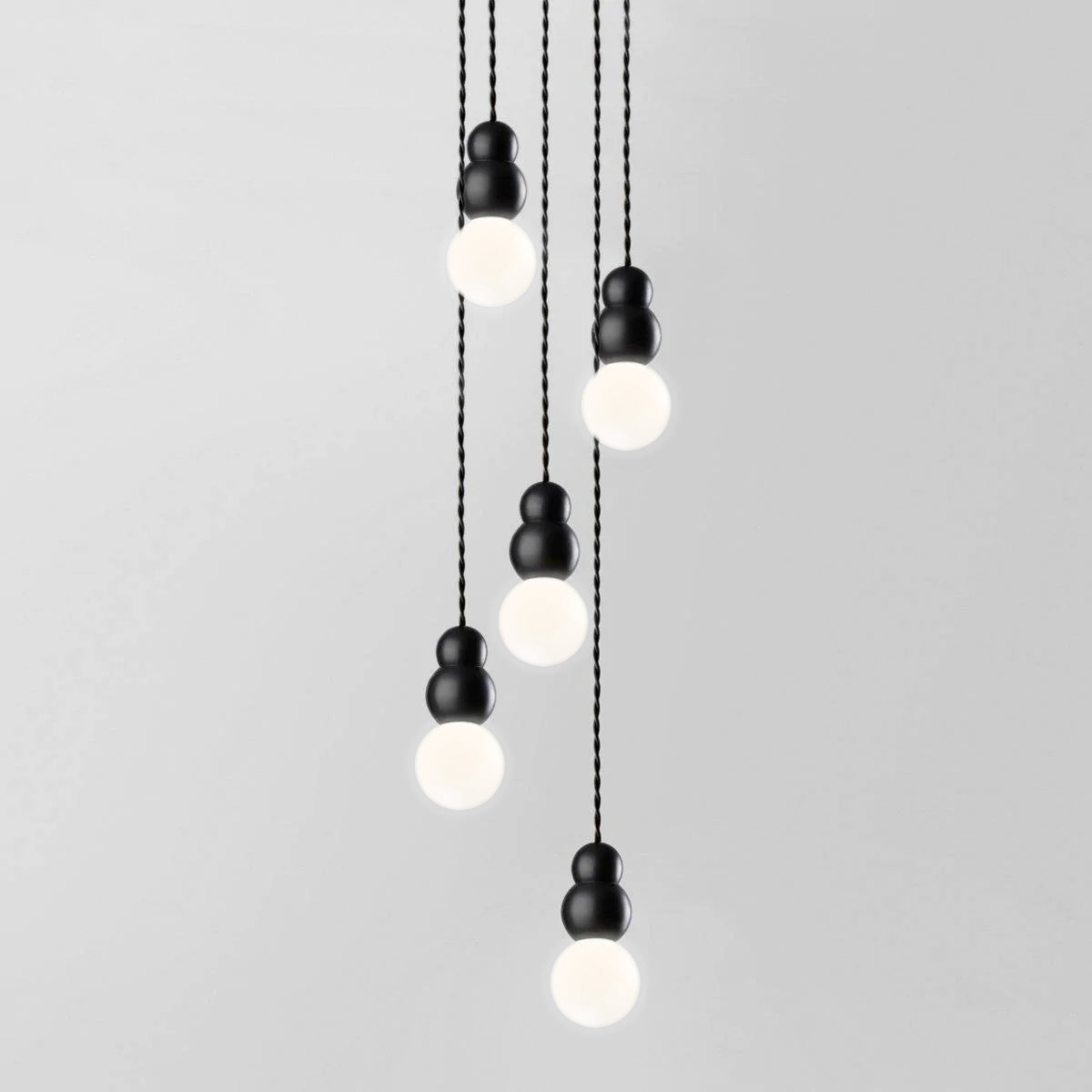 Ball Series Pendant Light 5heads ∅ 3.9″ x H 6.81″ / Dia 10cm x H 17.3cm / Black / Hanging Cable Pendant light