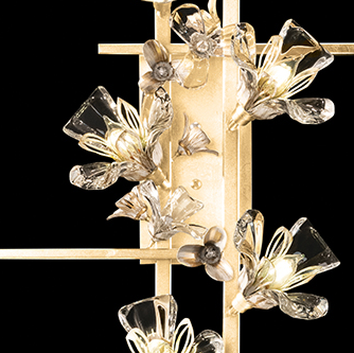 White Gold Floral Crystal Wall Sconce